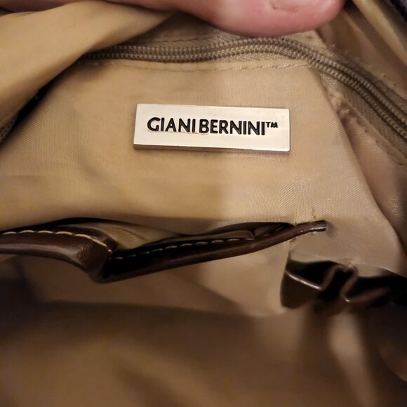 NEW women's GIANI BERNINI tan and brown monogram shoulder tote bag - Picture 8 of 9